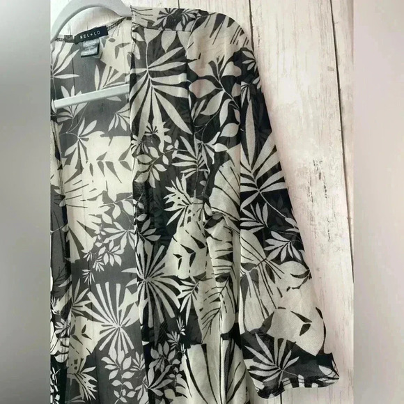 NE & LO Sheer cover up size small Black and White - Picture 2 of 9
